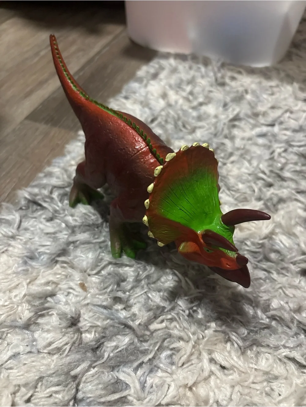 Green & Brown Triceratops Reptile Figure - Realistic Terrarium Accent